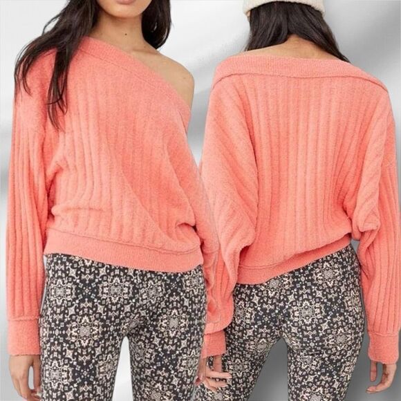 FREE PEOPLE Women’s Cabin Fever Ribbed Sweater in the Size Medium - Picture 2 of 14